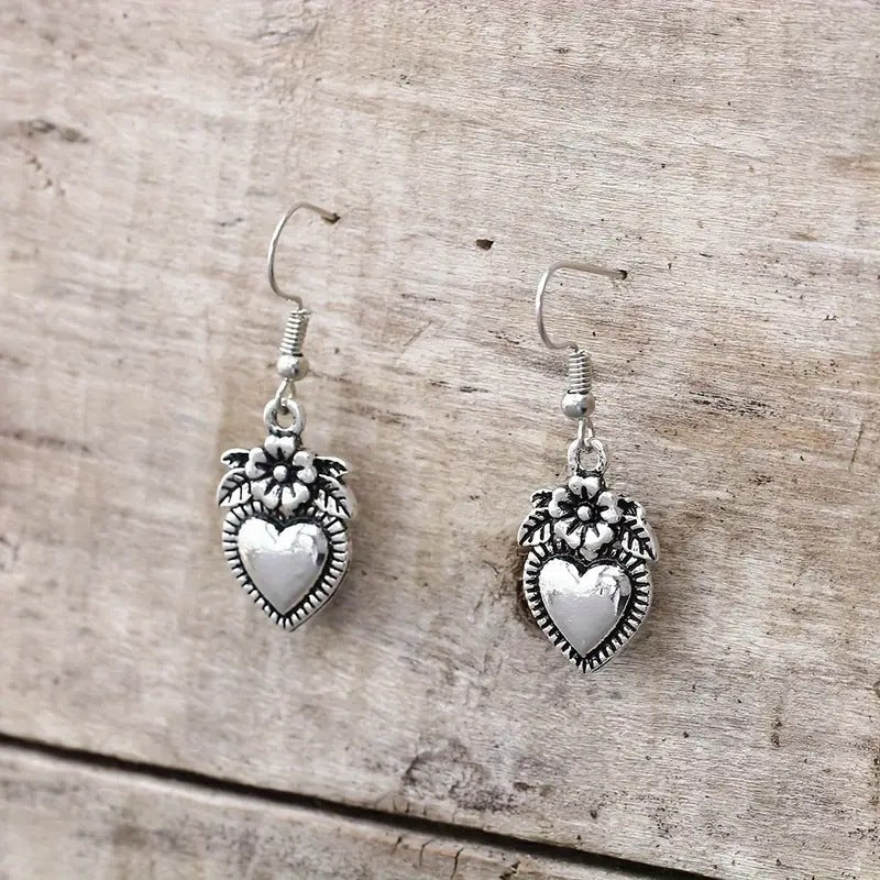 Vintage Handmade Earring