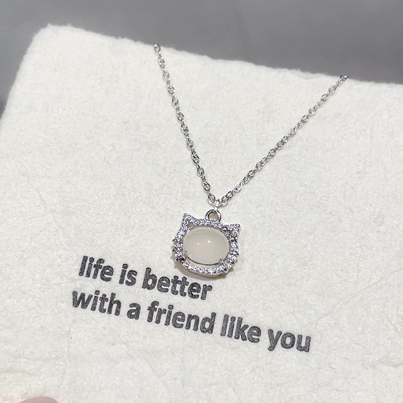 Stunning Necklace for Daily Wear