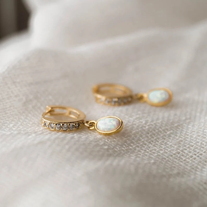 Vintage Handmade Gold Earring