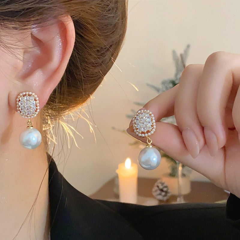 Elegant Pearl Earring for Every Occasion