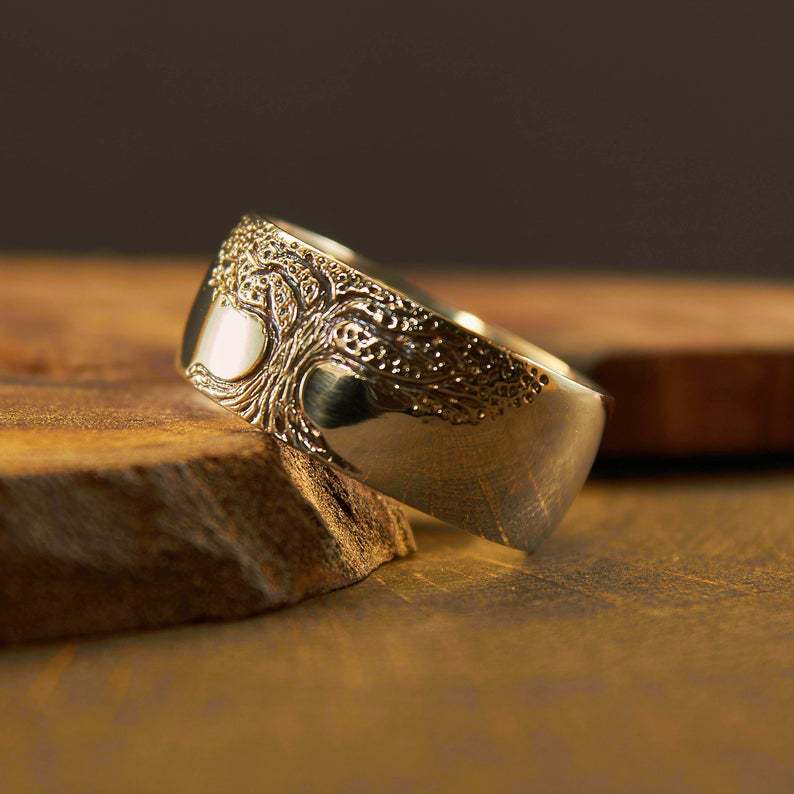 Charming Ring for Any Occasion