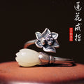Classic Silver Ring with Timeless Appeal