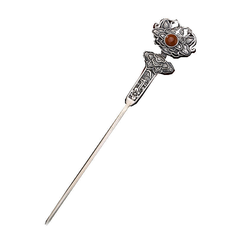 Classic Silver Piece with Timeless Appeal