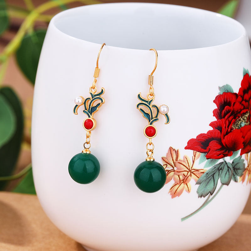 Elegant Gold Earring for Every Occasion
