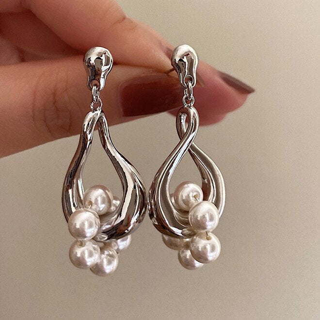 Charming Pearl Earring for Any Occasion