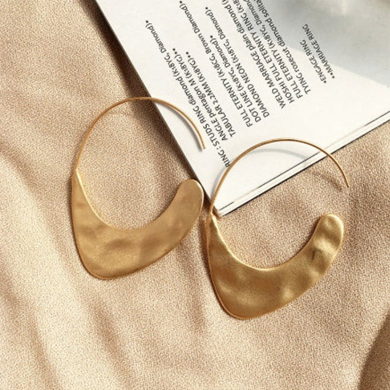 Classic Earring with Timeless Appeal