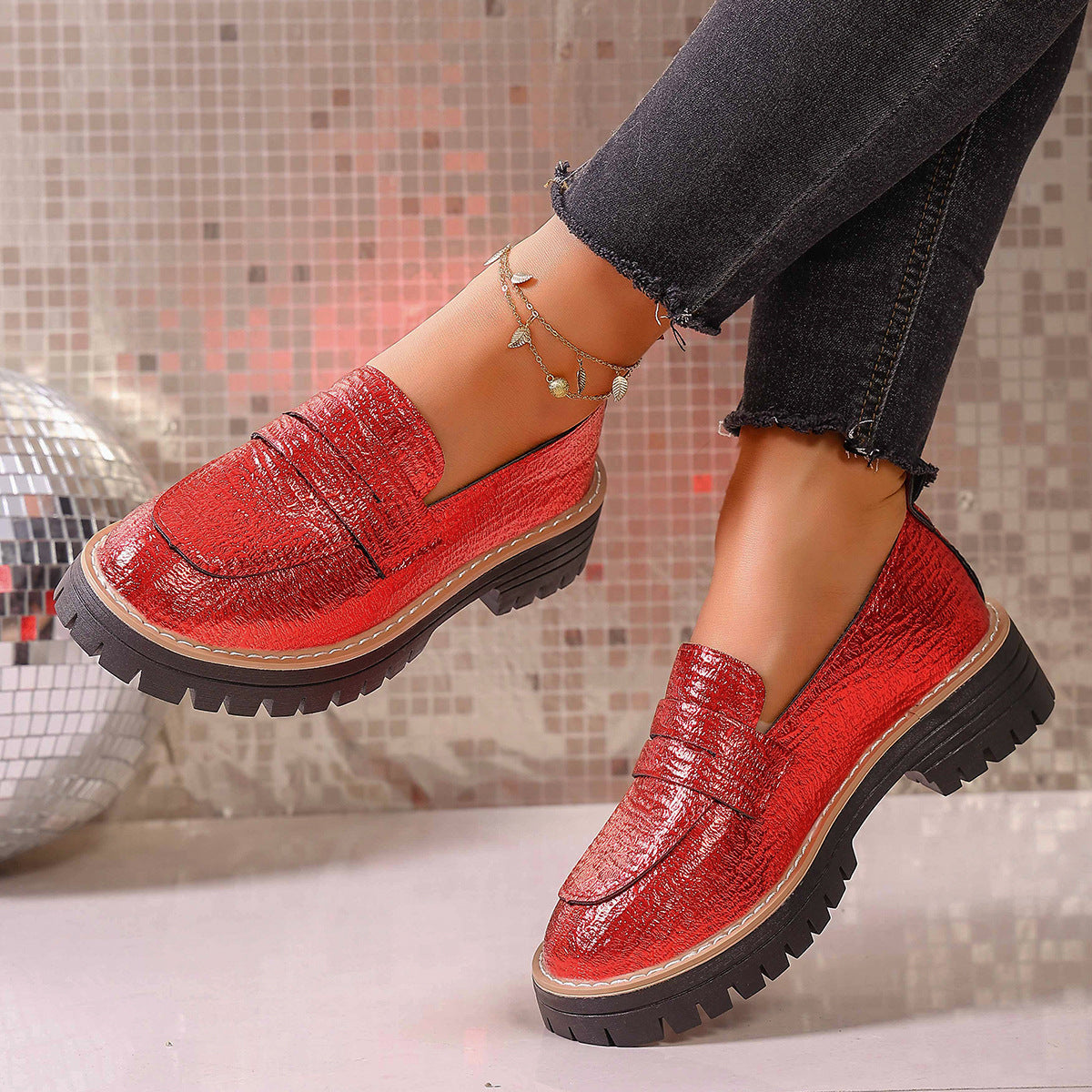 Graceful Orthopedic Shoes for Modern Look
