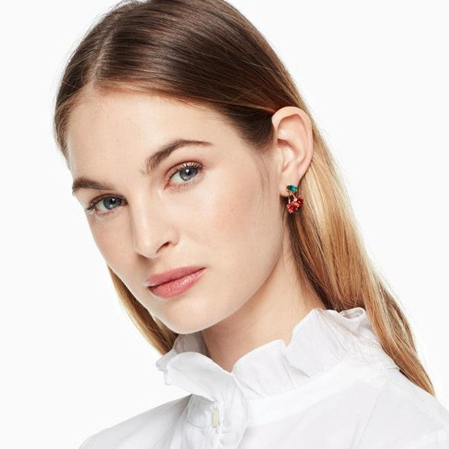Elegant Gold Earring for Every Occasion