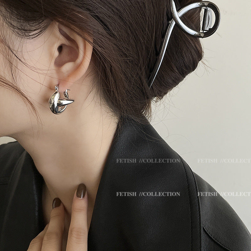 Charming Earring for Any Occasion