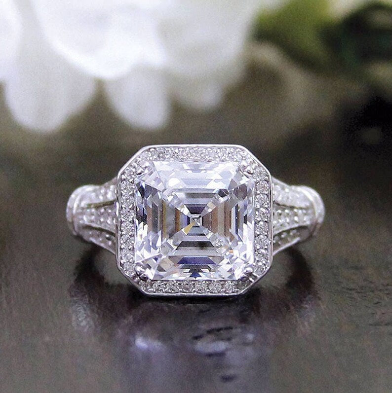 Classic Ring with Timeless Appeal