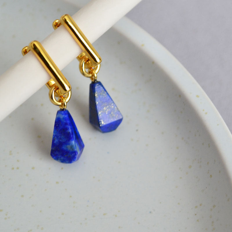 Classic Gold Necklace with Timeless Appeal