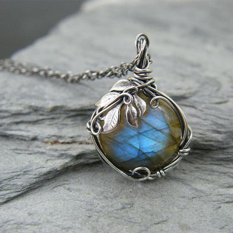 Romantic Necklace for Special Moments