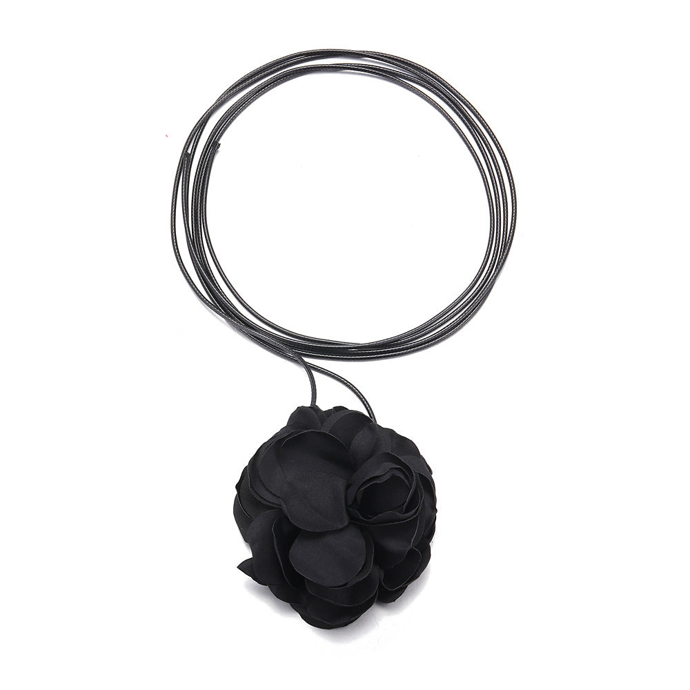 Stunning Necklace for Daily Wear