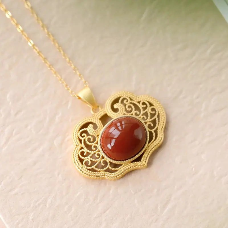 Romantic Gold Pendant for Special Moments