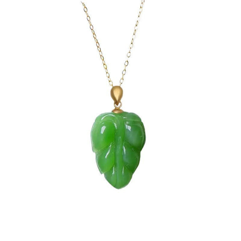 Charming Gold Necklace for Any Occasion