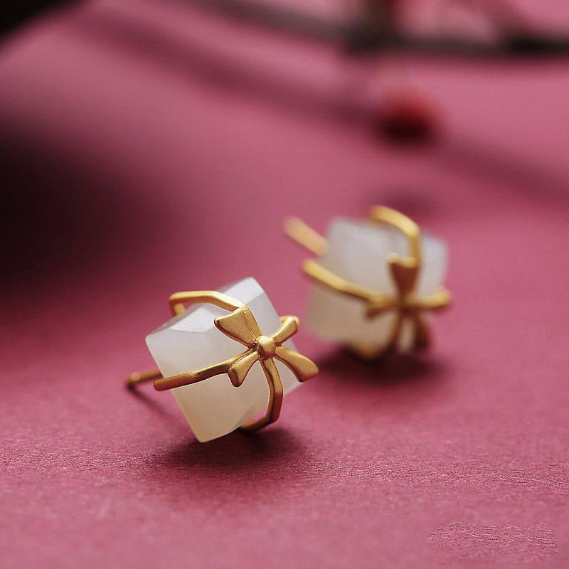 Charming Gold Necklace for Any Occasion