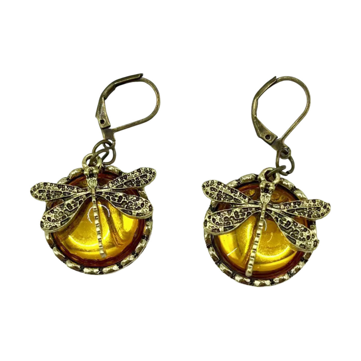 Charming Earring for Any Occasion