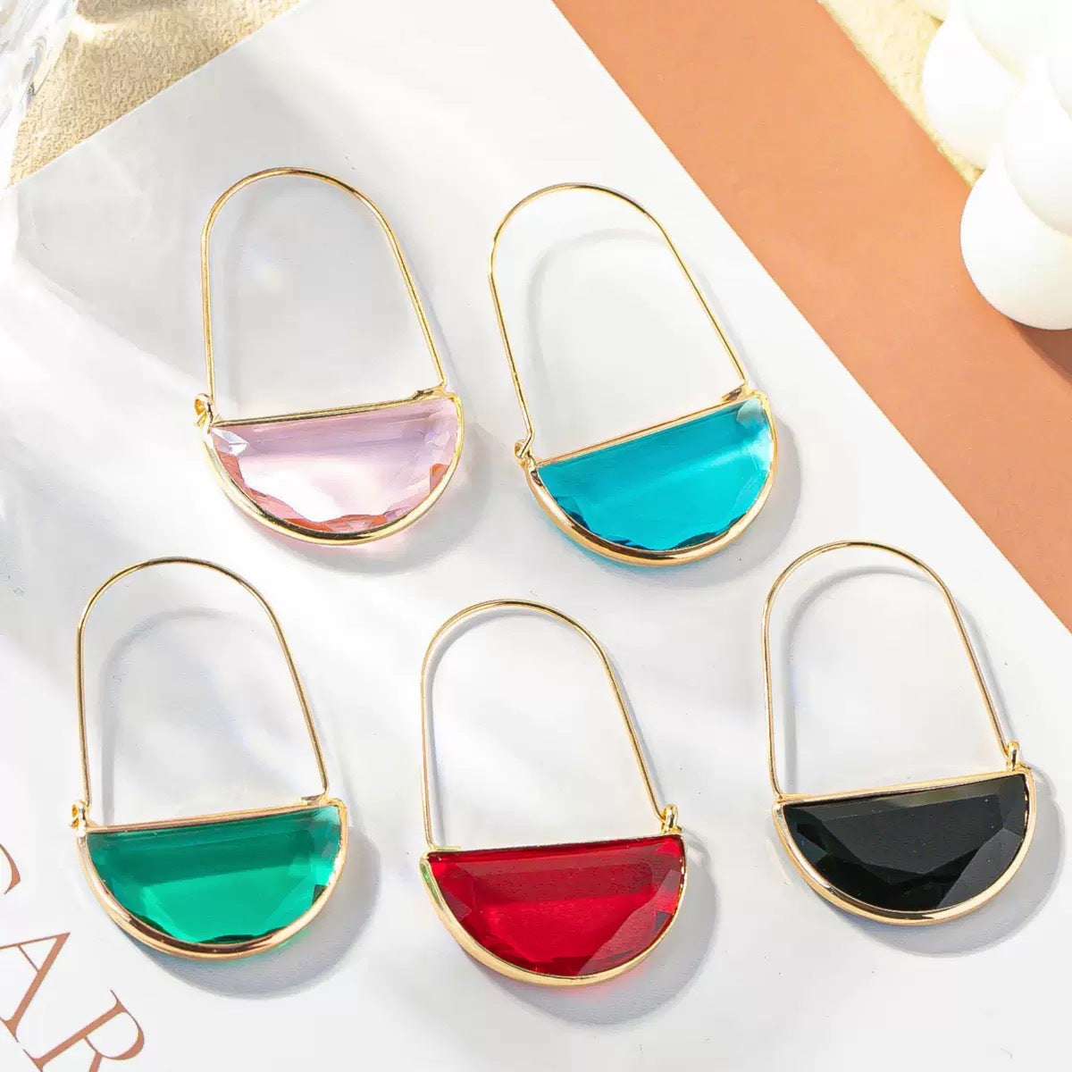 Charming Earring for Any Occasion