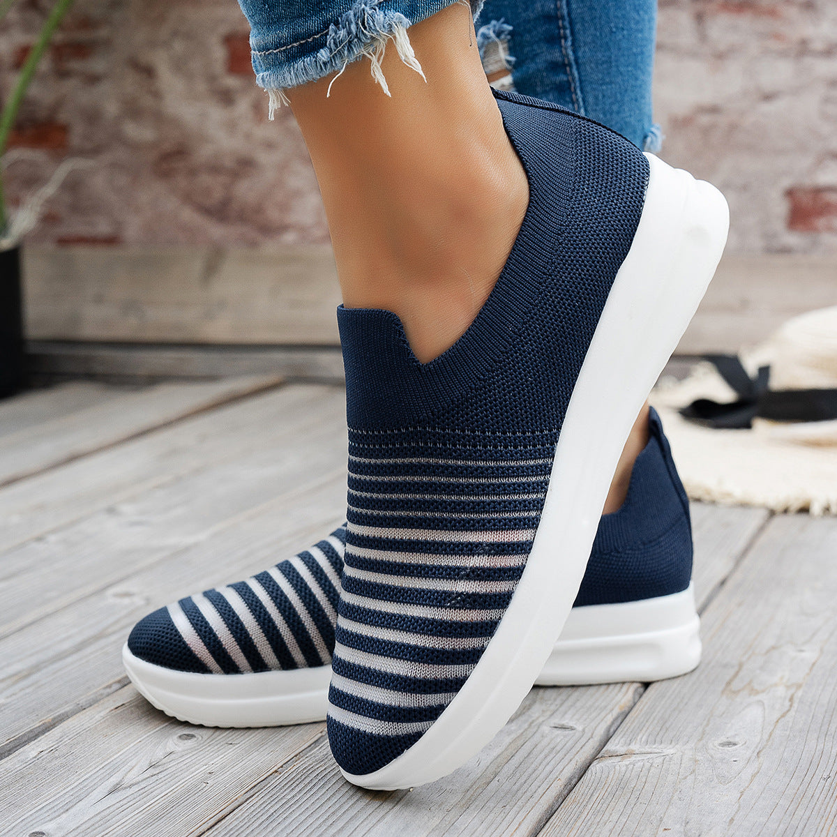 Graceful Orthopedic Shoes for Modern Look
