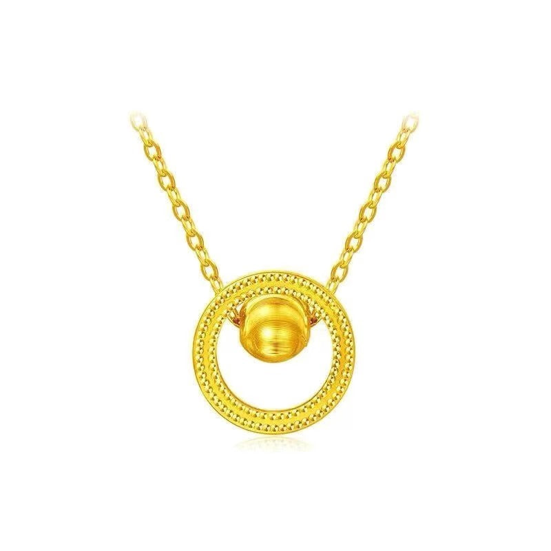 Classic Gold Necklace with Timeless Appeal