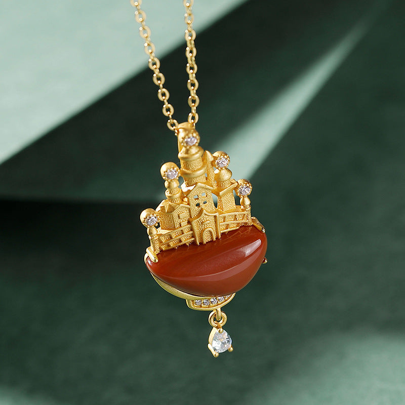 Classic Silver Necklace with Timeless Appeal