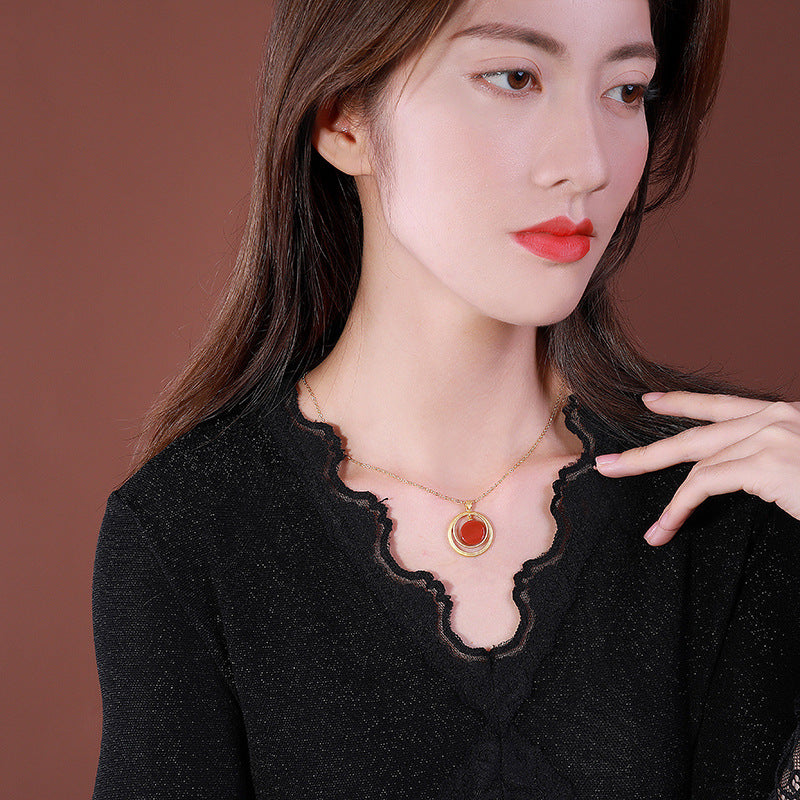 Stunning Gold Pendant for Daily Wear
