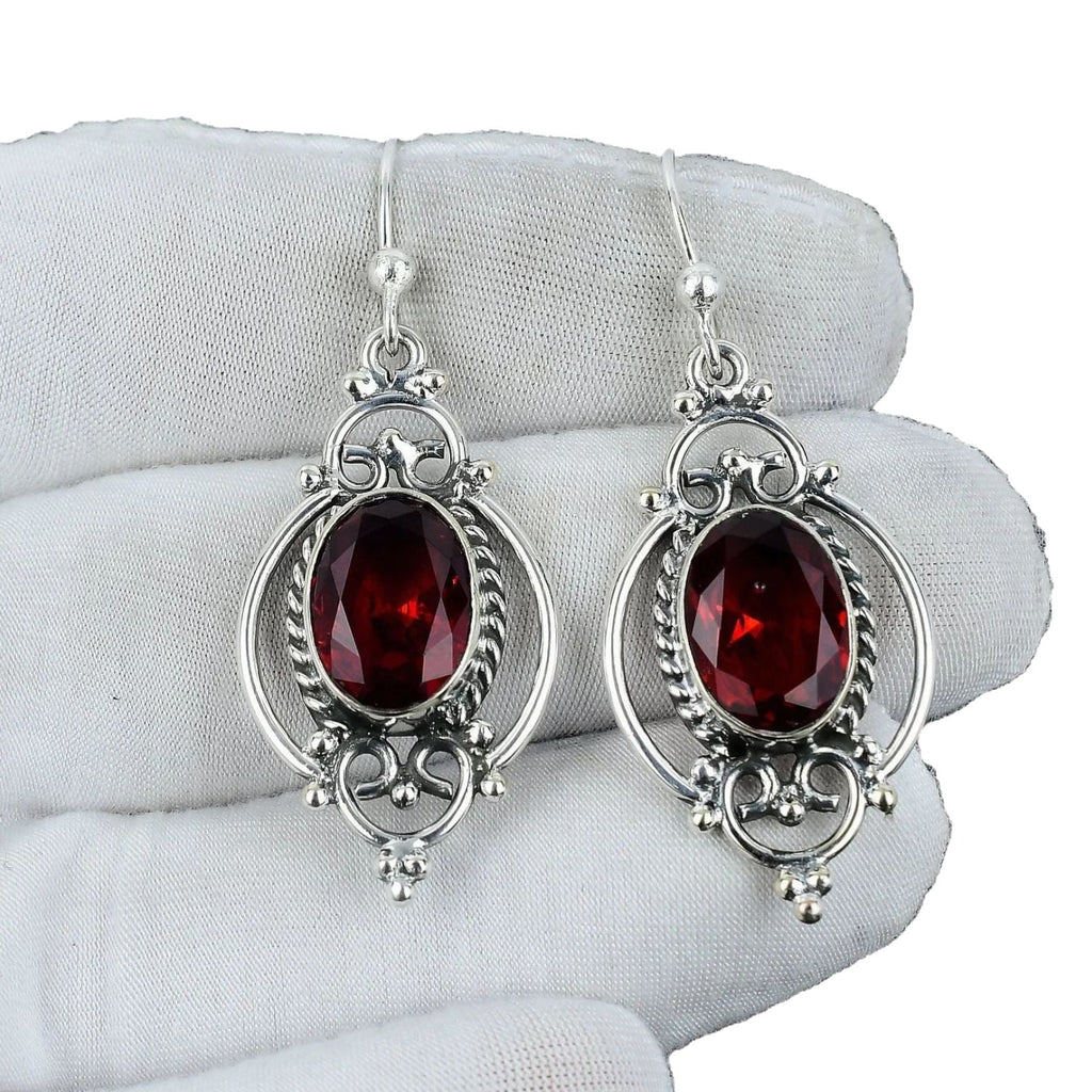 Charming Earring for Any Occasion