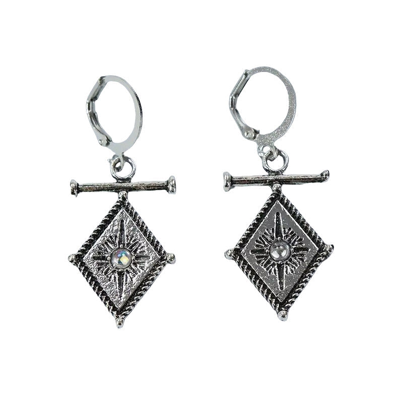 Charming Earring for Any Occasion