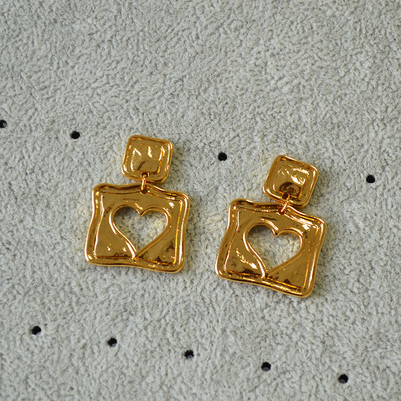 Elegant Silver Earring for Every Occasion