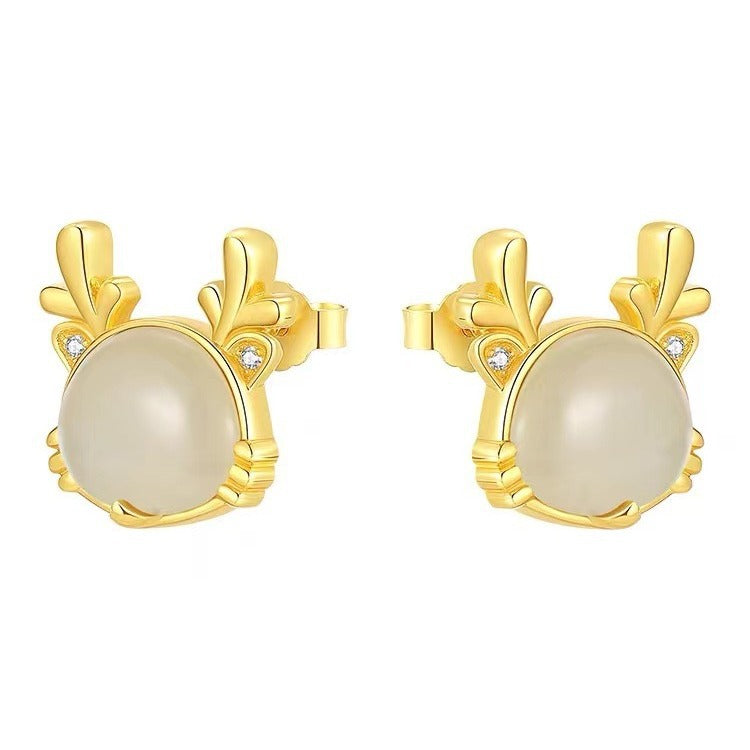 Romantic Silver Earring for Special Moments