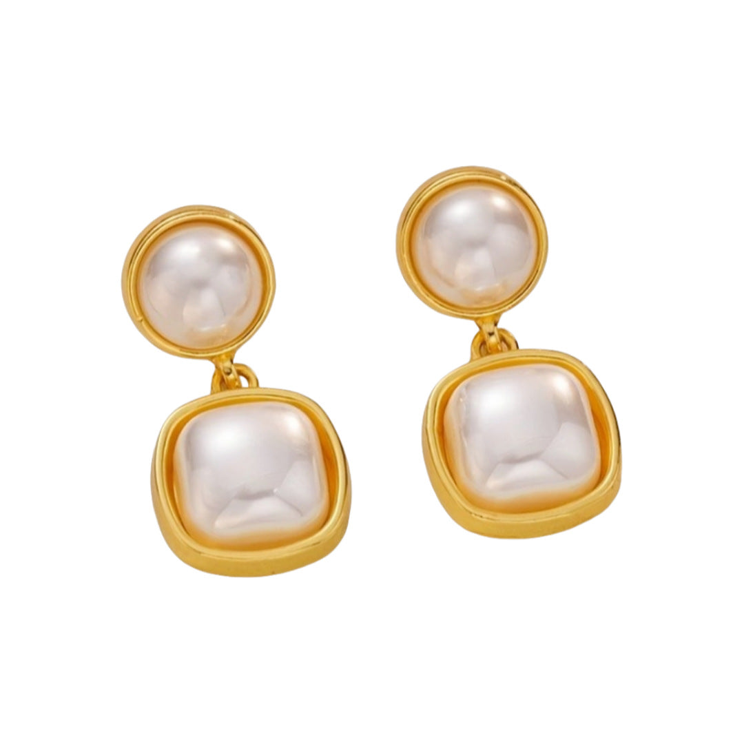 Stunning Pearl Earring for Daily Wear