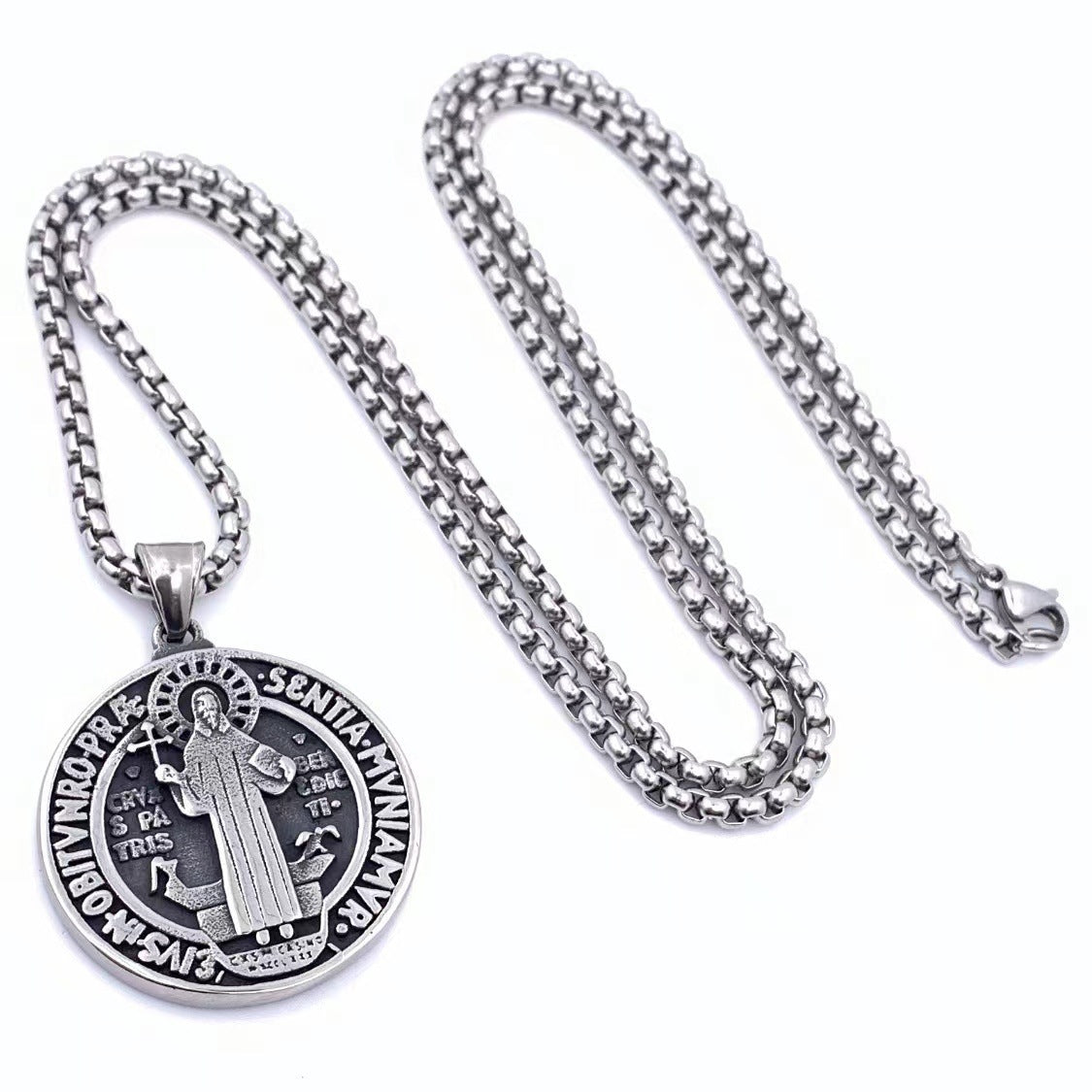 Charming Necklace for Any Occasion