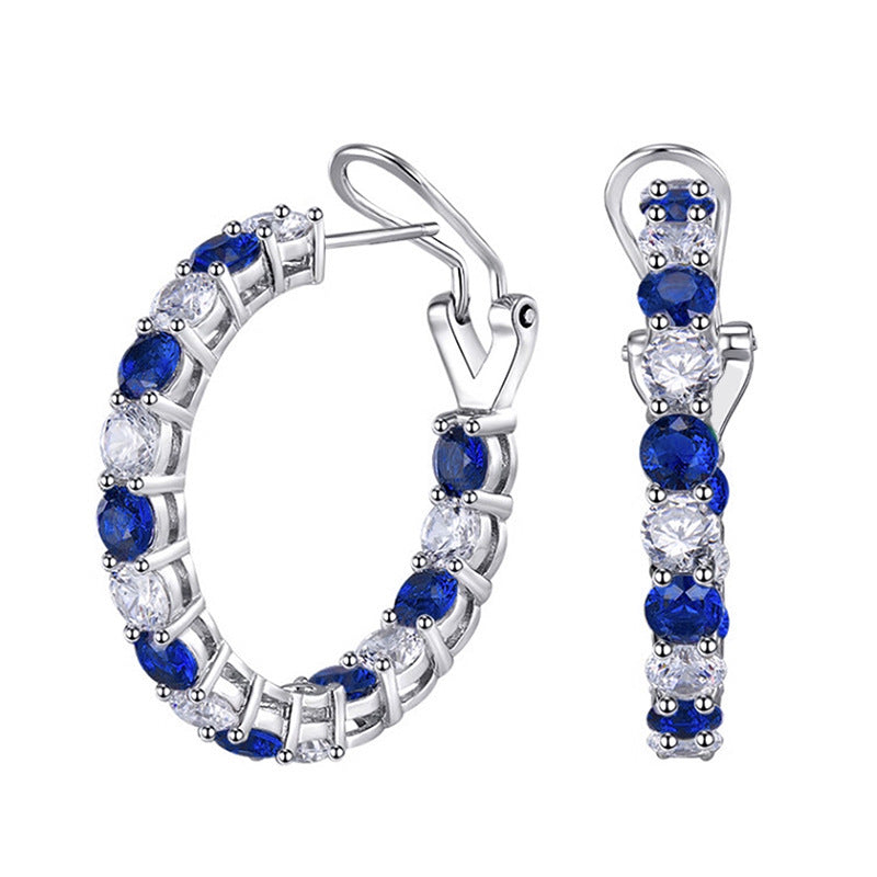 Charming Earring for Any Occasion