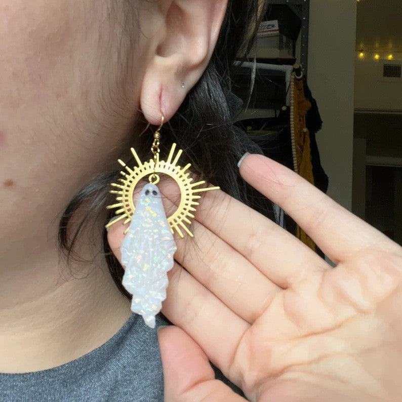 Charming Earring for Any Occasion