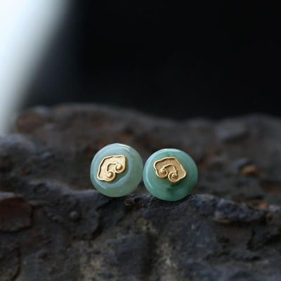 Classic Silver Earring with Timeless Appeal