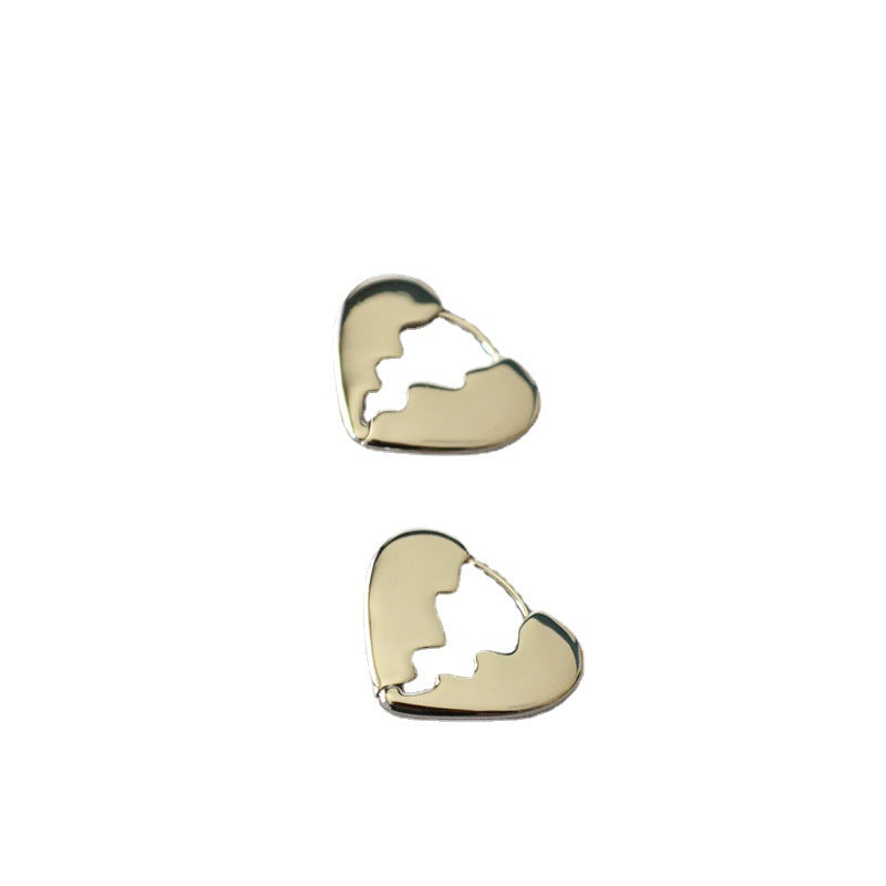 Charming Silver Earring for Any Occasion