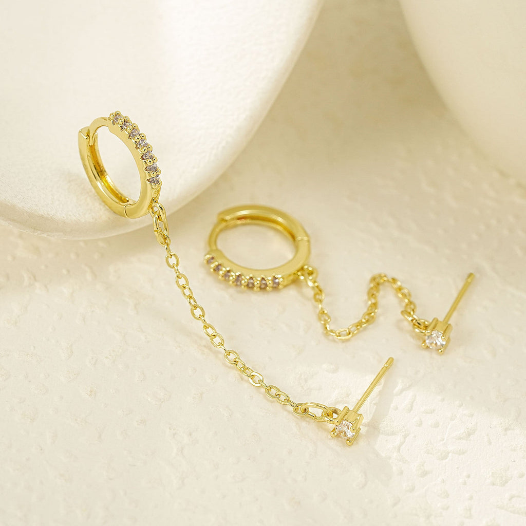 Classic Gold Earring with Timeless Appeal