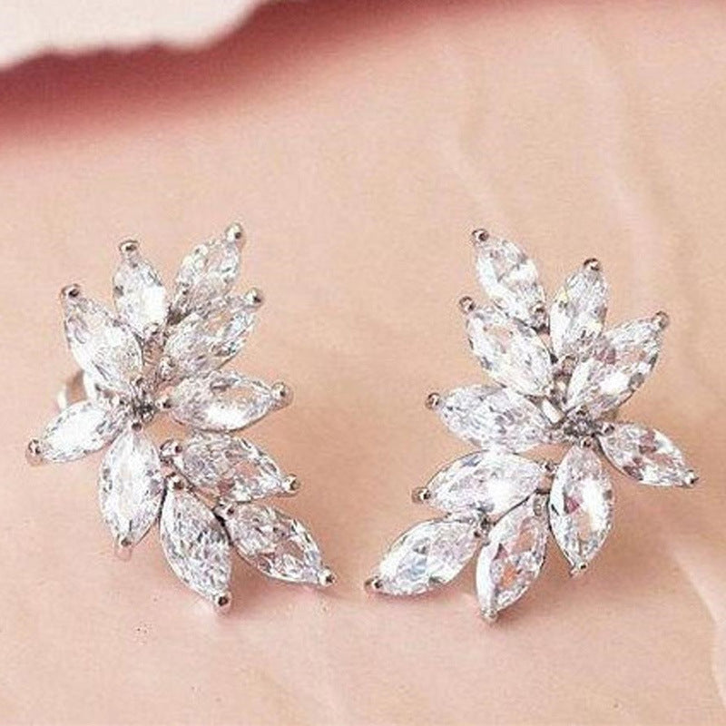Romantic Earring for Special Moments