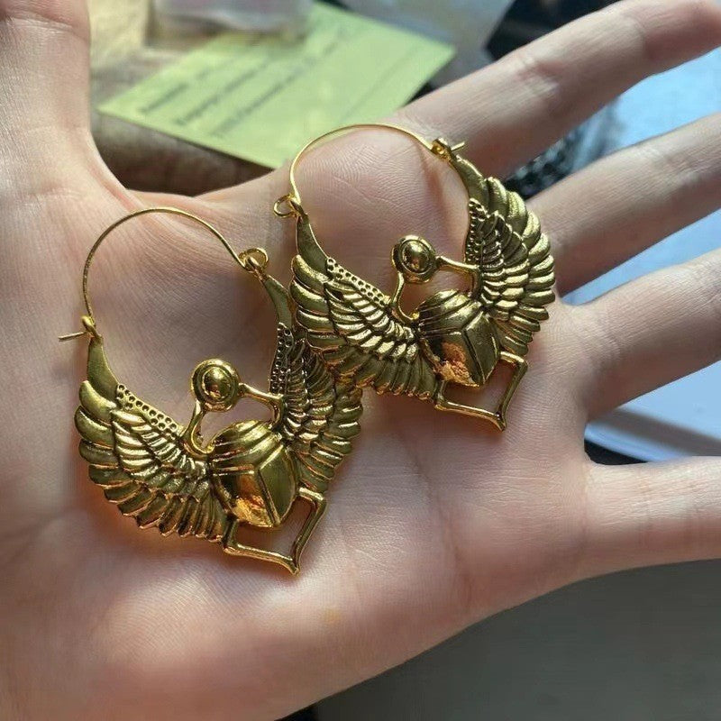 Vintage Handmade Gold Earring