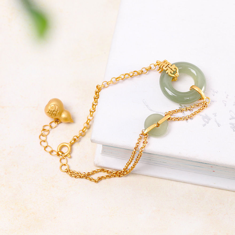 Romantic Silver Bracelet for Special Moments