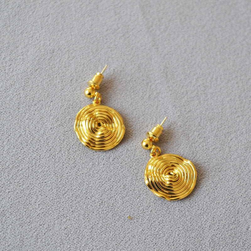 Stunning Gold Earring for Daily Wear