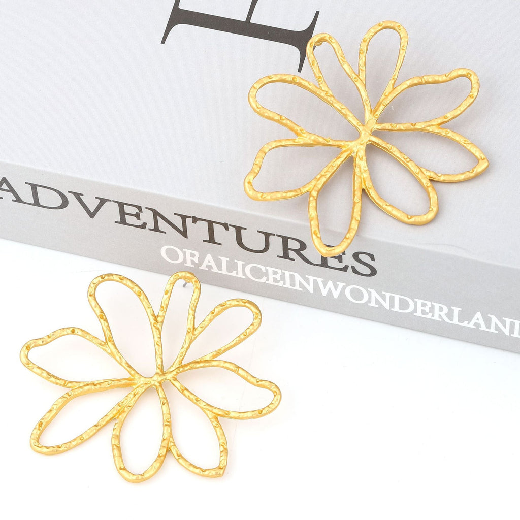 Elegant Earring for Every Occasion