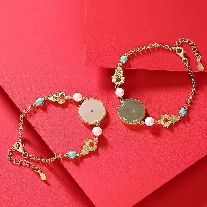 Stunning Gold Bracelet for Daily Wear