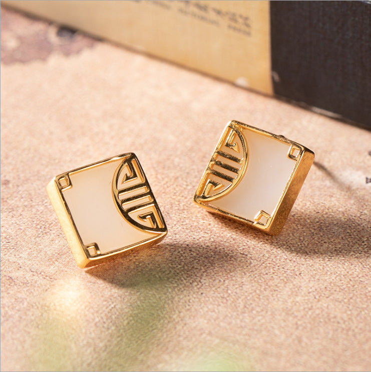 Beautiful Gold Earring with Unique Style