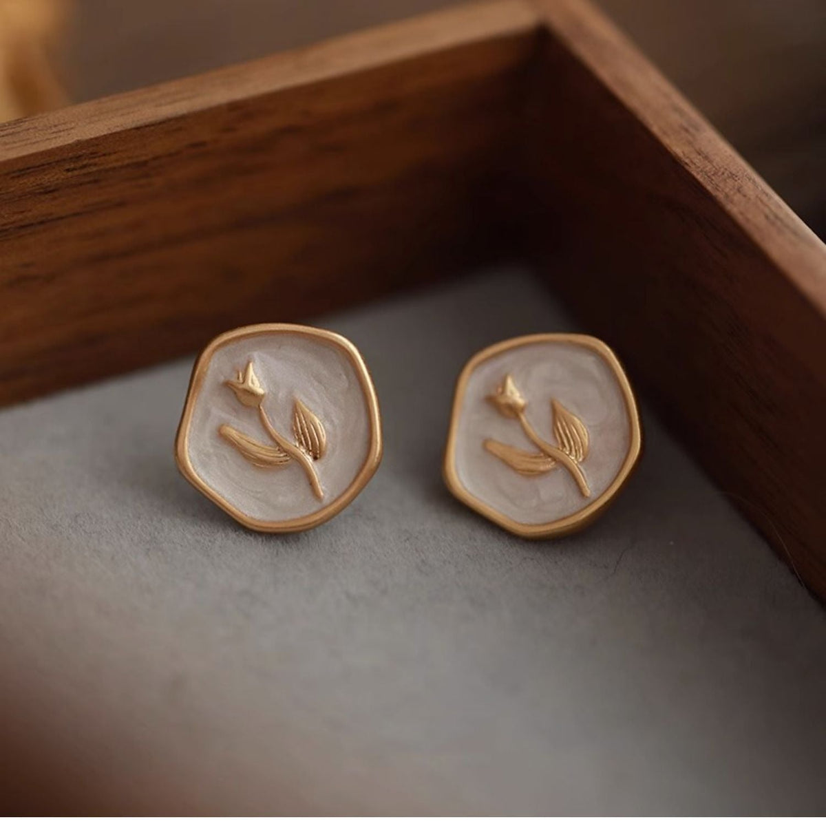 Romantic Earring for Special Moments