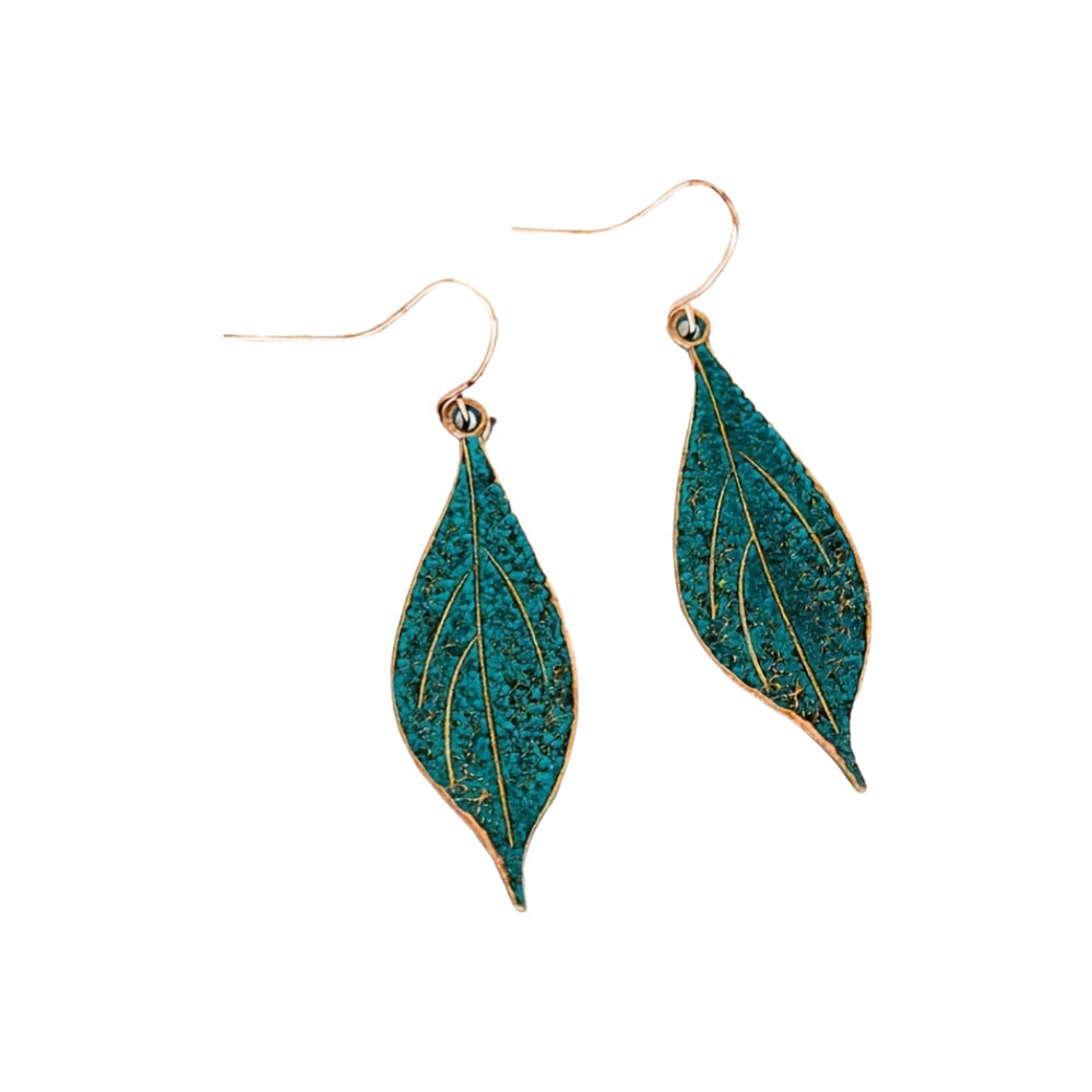 Romantic Gold Earring for Special Moments