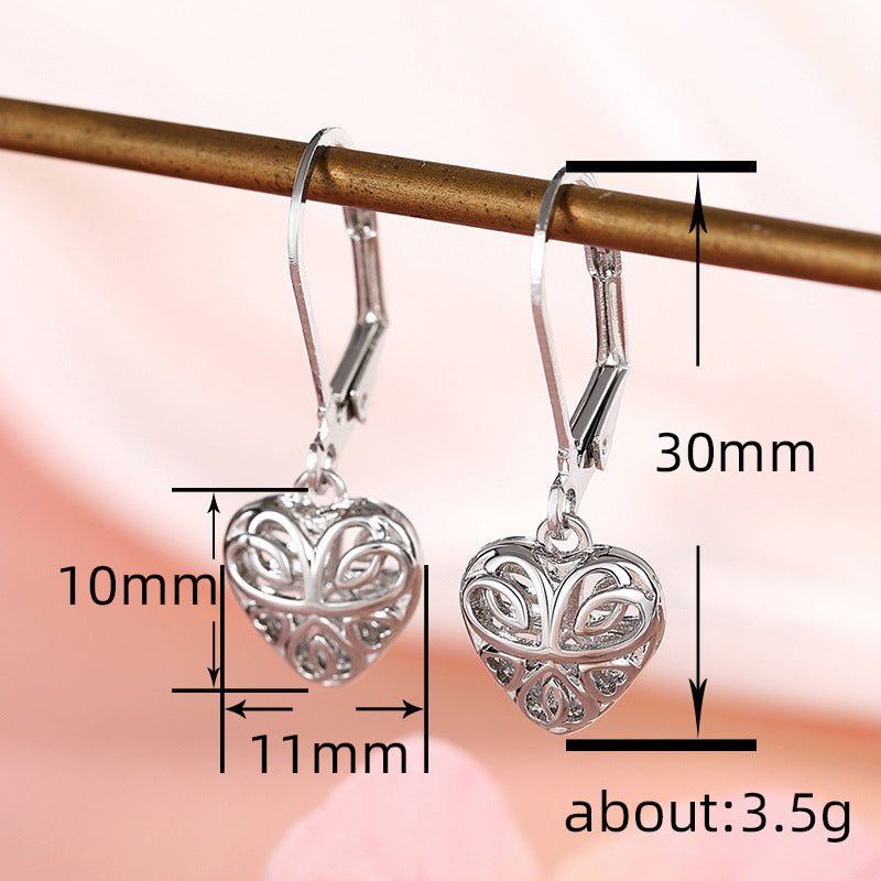 Charming Earring for Any Occasion