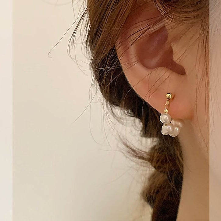 Classic Pearl Earring with Timeless Appeal