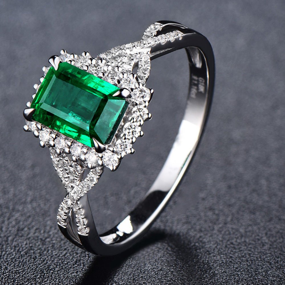 Romantic Gold Ring for Special Moments