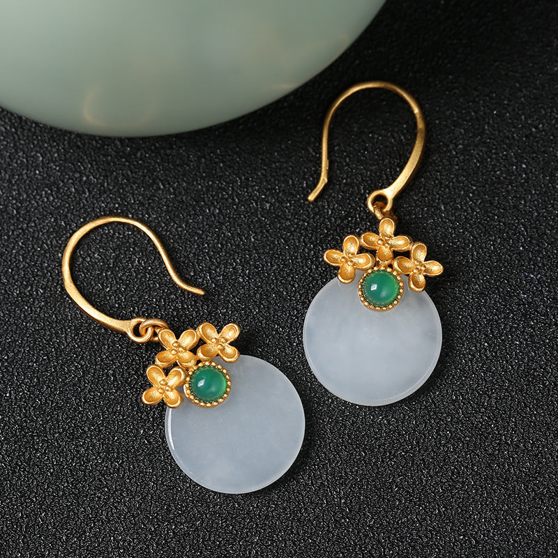 Beautiful Gold Earring with Unique Style